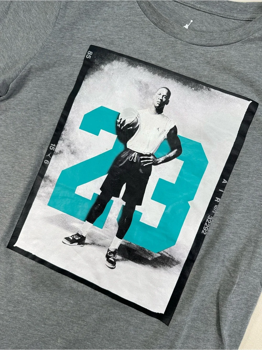 Jordan '88 Photo Dri-Fit Graphic T-Shirt Gray Youth XL Like New